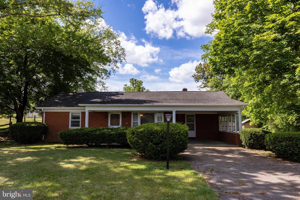 2275 US HIGHWAY 211 W, LURAY, Virginia 22835, 2 Bedrooms Bedrooms, ,1 BathroomBathrooms,Residential,2275 US HIGHWAY 211 W,VAPA2006566 MLS # VAPA2006566 2275 US HIGHWAY 211 W, LURAY, Virginia 22835, 2 Bedrooms Bedrooms, ,1 BathroomBathrooms,Residential,2275 US HIGHWAY 211 W,VAPA2006566 MLS # VAPA2006566