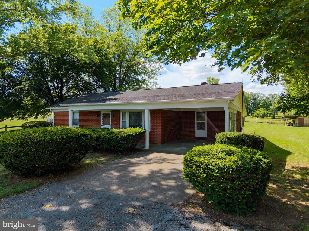 2275 US HIGHWAY 211 W, LURAY, Virginia 22835, 2 Bedrooms Bedrooms, ,1 BathroomBathrooms,Residential,2275 US HIGHWAY 211 W,VAPA2006566 MLS # VAPA2006566 2275 US HIGHWAY 211 W, LURAY, Virginia 22835, 2 Bedrooms Bedrooms, ,1 BathroomBathrooms,Residential,2275 US HIGHWAY 211 W,VAPA2006566 MLS # VAPA2006566