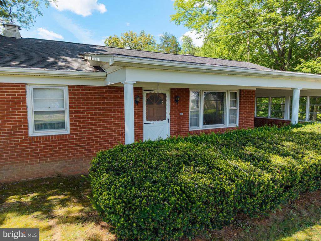 2275 US HIGHWAY 211 W, LURAY, Virginia 22835, 2 Bedrooms Bedrooms, ,1 BathroomBathrooms,Residential,2275 US HIGHWAY 211 W,VAPA2006566 MLS # VAPA2006566 2275 US HIGHWAY 211 W, LURAY, Virginia 22835, 2 Bedrooms Bedrooms, ,1 BathroomBathrooms,Residential,2275 US HIGHWAY 211 W,VAPA2006566 MLS # VAPA2006566