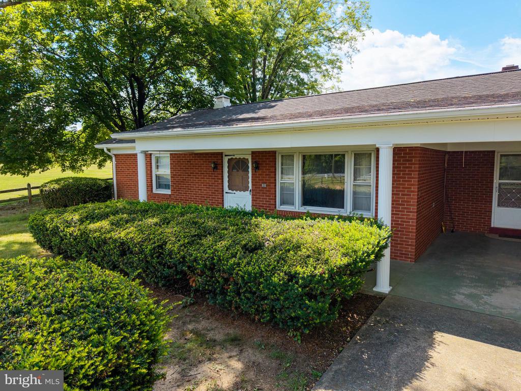 2275 US HIGHWAY 211 W, LURAY, Virginia 22835, 2 Bedrooms Bedrooms, ,1 BathroomBathrooms,Residential,2275 US HIGHWAY 211 W,VAPA2006566 MLS # VAPA2006566 2275 US HIGHWAY 211 W, LURAY, Virginia 22835, 2 Bedrooms Bedrooms, ,1 BathroomBathrooms,Residential,2275 US HIGHWAY 211 W,VAPA2006566 MLS # VAPA2006566
