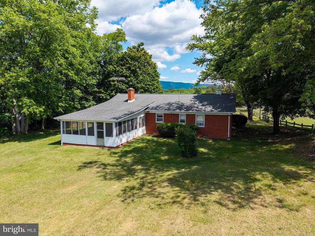 2275 US HIGHWAY 211 W, LURAY, Virginia 22835, 2 Bedrooms Bedrooms, ,1 BathroomBathrooms,Residential,2275 US HIGHWAY 211 W,VAPA2006566 MLS # VAPA2006566 2275 US HIGHWAY 211 W, LURAY, Virginia 22835, 2 Bedrooms Bedrooms, ,1 BathroomBathrooms,Residential,2275 US HIGHWAY 211 W,VAPA2006566 MLS # VAPA2006566