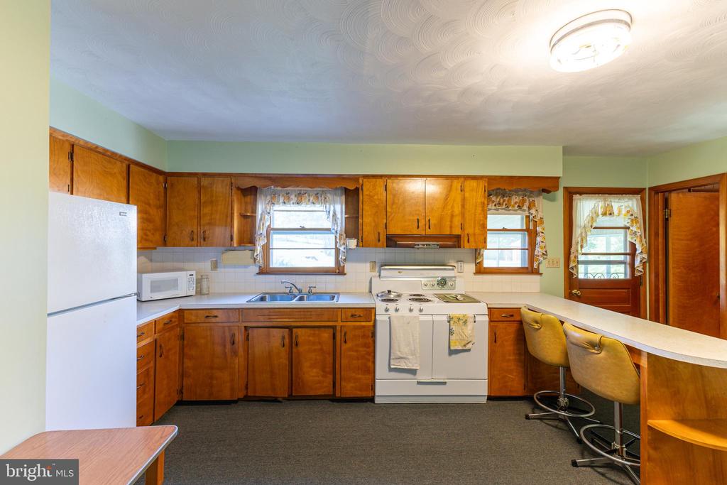 2275 US HIGHWAY 211 W, LURAY, Virginia 22835, 2 Bedrooms Bedrooms, ,1 BathroomBathrooms,Residential,2275 US HIGHWAY 211 W,VAPA2006566 MLS # VAPA2006566 2275 US HIGHWAY 211 W, LURAY, Virginia 22835, 2 Bedrooms Bedrooms, ,1 BathroomBathrooms,Residential,2275 US HIGHWAY 211 W,VAPA2006566 MLS # VAPA2006566
