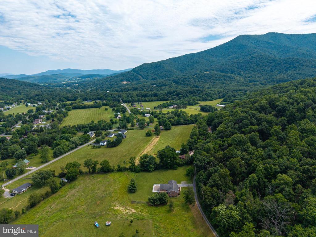 402 LAUCK LN, STANLEY, Virginia 22851, 4 Bedrooms Bedrooms, ,2 BathroomsBathrooms,Residential,402 LAUCK LN,VAPA2006568 MLS # VAPA2006568 402 LAUCK LN, STANLEY, Virginia 22851, 4 Bedrooms Bedrooms, ,2 BathroomsBathrooms,Residential,402 LAUCK LN,VAPA2006568 MLS # VAPA2006568