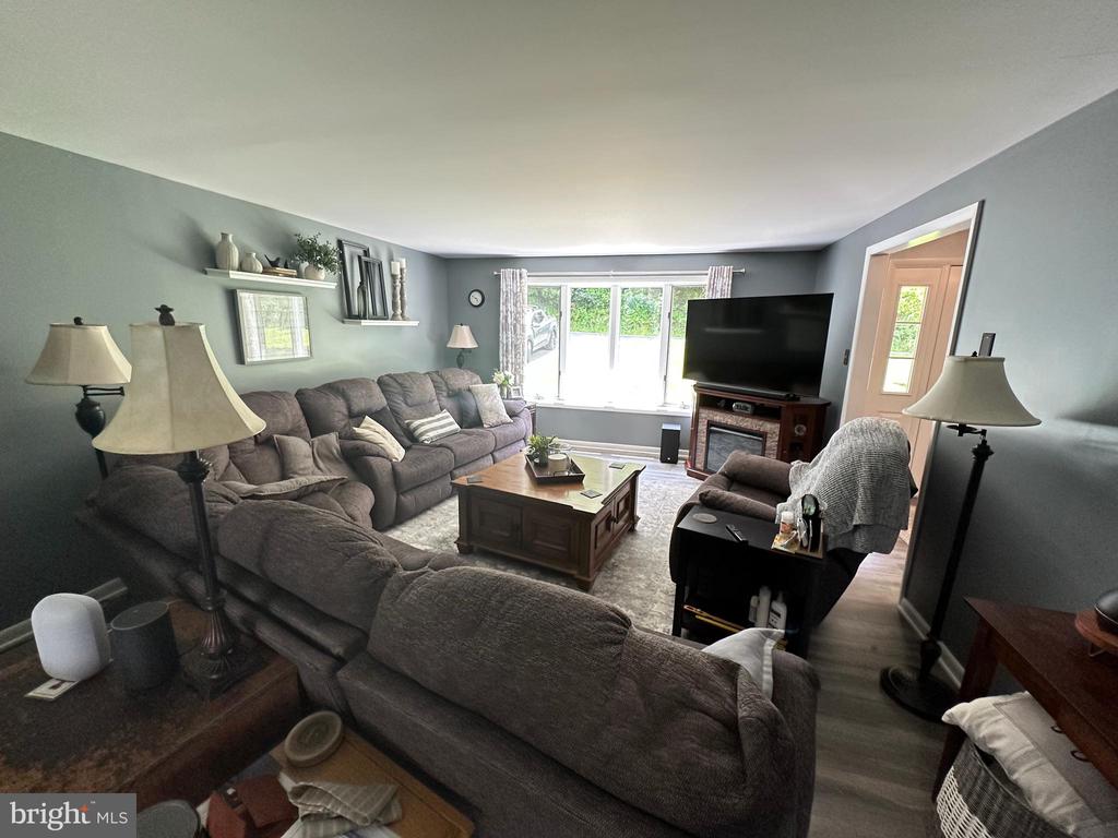 402 LAUCK LN, STANLEY, Virginia 22851, 4 Bedrooms Bedrooms, ,2 BathroomsBathrooms,Residential,402 LAUCK LN,VAPA2006568 MLS # VAPA2006568 402 LAUCK LN, STANLEY, Virginia 22851, 4 Bedrooms Bedrooms, ,2 BathroomsBathrooms,Residential,402 LAUCK LN,VAPA2006568 MLS # VAPA2006568