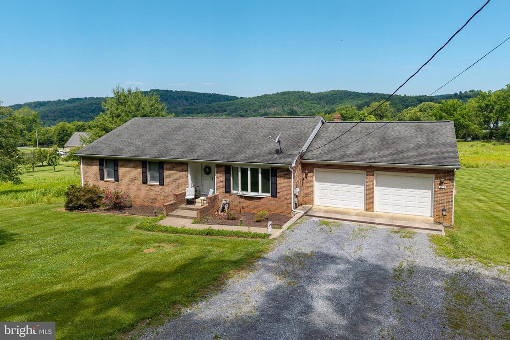 402 LAUCK LN, STANLEY, Virginia 22851, 4 Bedrooms Bedrooms, ,2 BathroomsBathrooms,Residential,402 LAUCK LN,VAPA2006568 MLS # VAPA2006568 402 LAUCK LN, STANLEY, Virginia 22851, 4 Bedrooms Bedrooms, ,2 BathroomsBathrooms,Residential,402 LAUCK LN,VAPA2006568 MLS # VAPA2006568