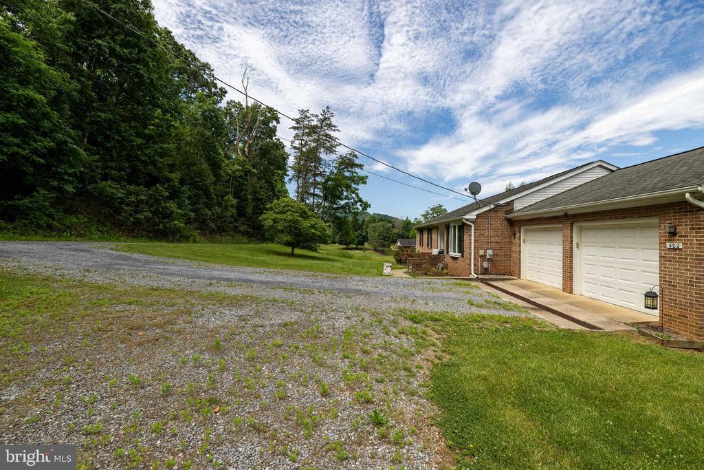 402 LAUCK LN, STANLEY, Virginia 22851, 4 Bedrooms Bedrooms, ,2 BathroomsBathrooms,Residential,402 LAUCK LN,VAPA2006568 MLS # VAPA2006568 402 LAUCK LN, STANLEY, Virginia 22851, 4 Bedrooms Bedrooms, ,2 BathroomsBathrooms,Residential,402 LAUCK LN,VAPA2006568 MLS # VAPA2006568