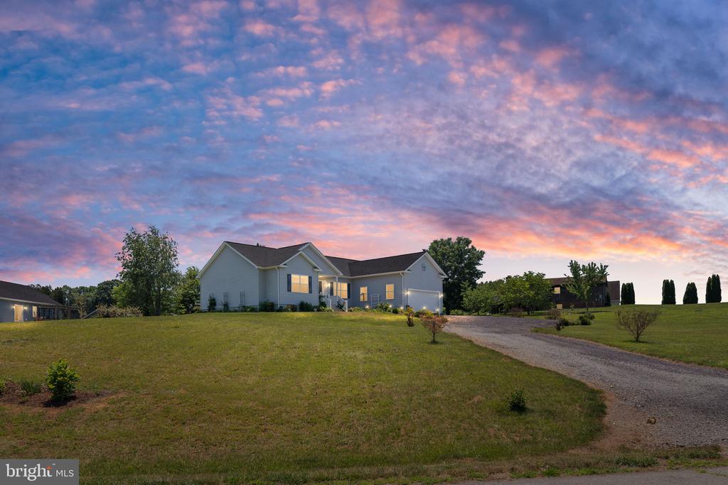 15704 LAKE LEA CT, MINERAL, Virginia 23117, 3 Bedrooms Bedrooms, ,2 BathroomsBathrooms,Residential,15704 LAKE LEA CT,VASP2043022 MLS # VASP2043022 15704 LAKE LEA CT, MINERAL, Virginia 23117, 3 Bedrooms Bedrooms, ,2 BathroomsBathrooms,Residential,15704 LAKE LEA CT,VASP2043022 MLS # VASP2043022