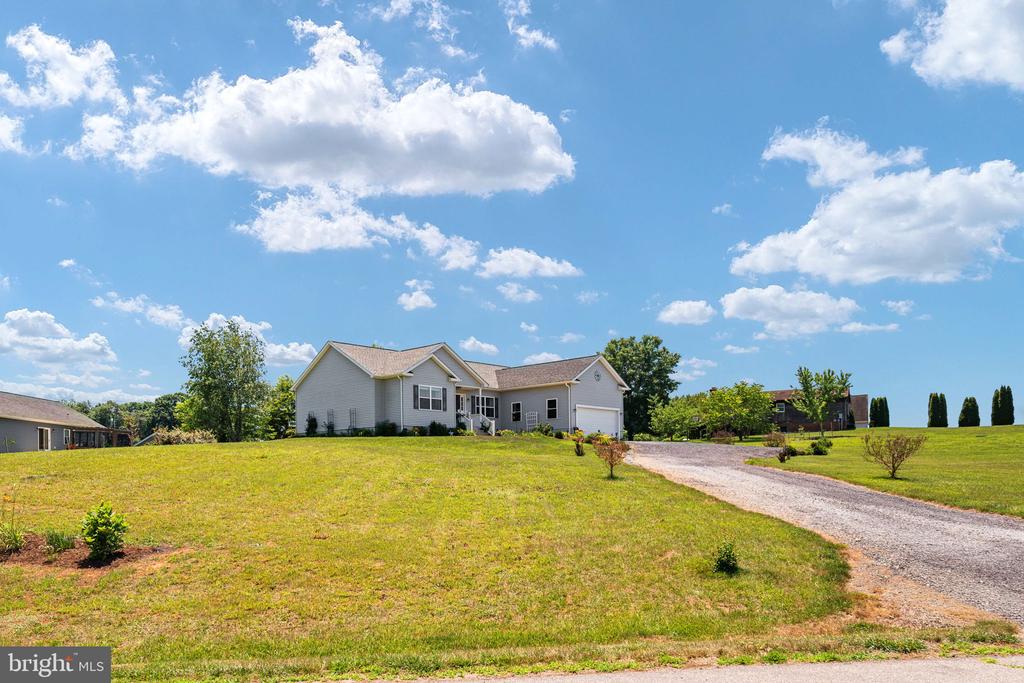 15704 LAKE LEA CT, MINERAL, Virginia 23117, 3 Bedrooms Bedrooms, ,2 BathroomsBathrooms,Residential,15704 LAKE LEA CT,VASP2043022 MLS # VASP2043022 15704 LAKE LEA CT, MINERAL, Virginia 23117, 3 Bedrooms Bedrooms, ,2 BathroomsBathrooms,Residential,15704 LAKE LEA CT,VASP2043022 MLS # VASP2043022