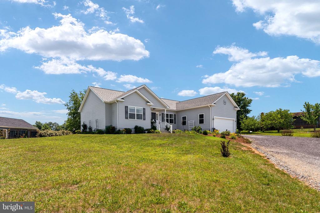 15704 LAKE LEA CT, MINERAL, Virginia 23117, 3 Bedrooms Bedrooms, ,2 BathroomsBathrooms,Residential,15704 LAKE LEA CT,VASP2043022 MLS # VASP2043022 15704 LAKE LEA CT, MINERAL, Virginia 23117, 3 Bedrooms Bedrooms, ,2 BathroomsBathrooms,Residential,15704 LAKE LEA CT,VASP2043022 MLS # VASP2043022