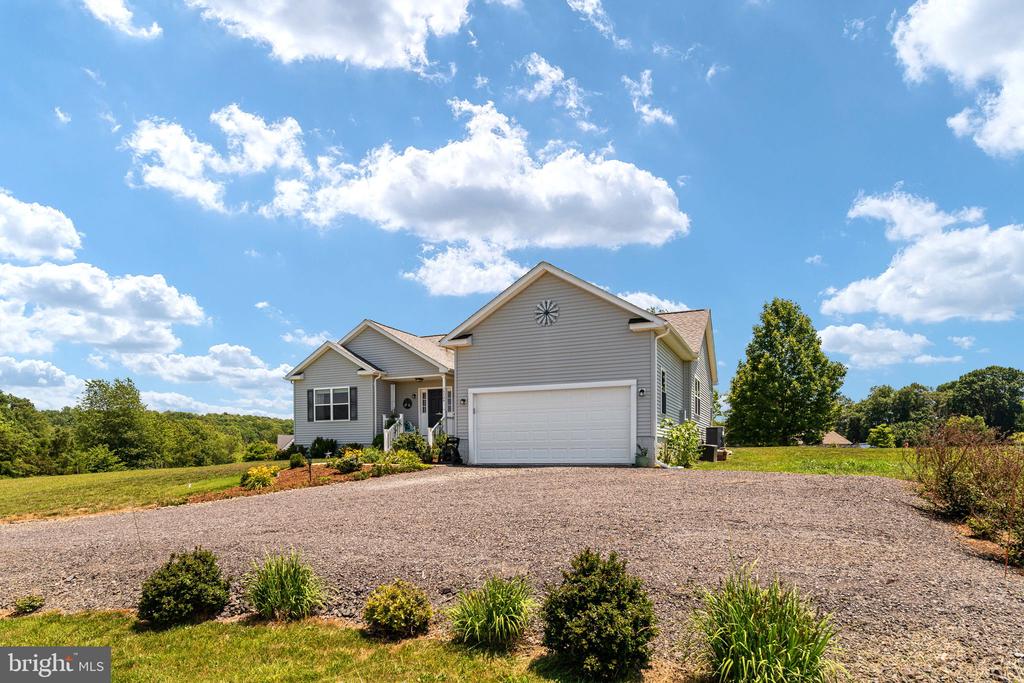 15704 LAKE LEA CT, MINERAL, Virginia 23117, 3 Bedrooms Bedrooms, ,2 BathroomsBathrooms,Residential,15704 LAKE LEA CT,VASP2043022 MLS # VASP2043022 15704 LAKE LEA CT, MINERAL, Virginia 23117, 3 Bedrooms Bedrooms, ,2 BathroomsBathrooms,Residential,15704 LAKE LEA CT,VASP2043022 MLS # VASP2043022