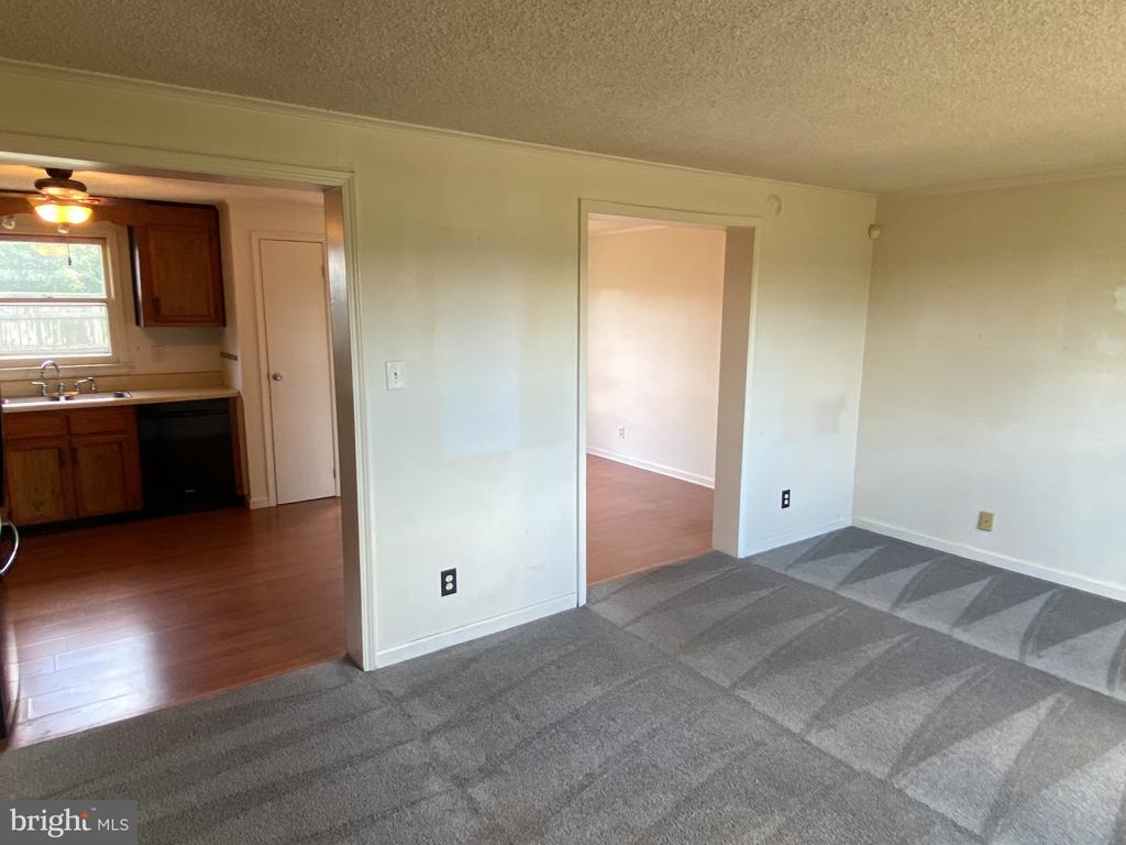 10405 GORDON RD, SPOTSYLVANIA, Virginia 22553, 3 Bedrooms Bedrooms, ,2 BathroomsBathrooms,Residential,10405 GORDON RD,VASP2042846 MLS # VASP2042846 10405 GORDON RD, SPOTSYLVANIA, Virginia 22553, 3 Bedrooms Bedrooms, ,2 BathroomsBathrooms,Residential,10405 GORDON RD,VASP2042846 MLS # VASP2042846