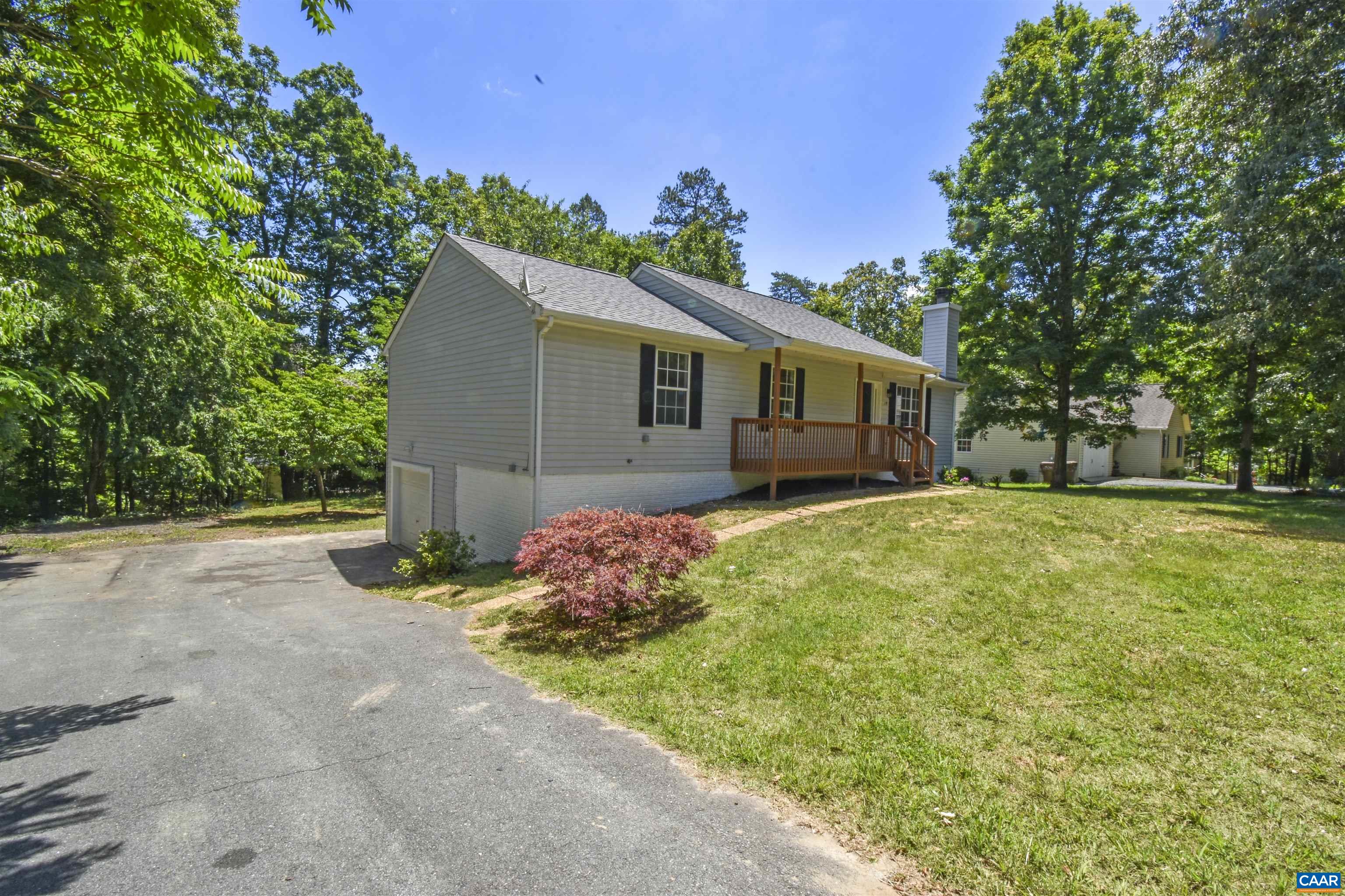 19 KIOWA LN, PALMYRA, Virginia 22963, 3 Bedrooms Bedrooms, ,2 BathroomsBathrooms,Residential,19 KIOWA LN,677973 MLS # 677973 19 KIOWA LN, PALMYRA, Virginia 22963, 3 Bedrooms Bedrooms, ,2 BathroomsBathrooms,Residential,19 KIOWA LN,677973 MLS # 677973