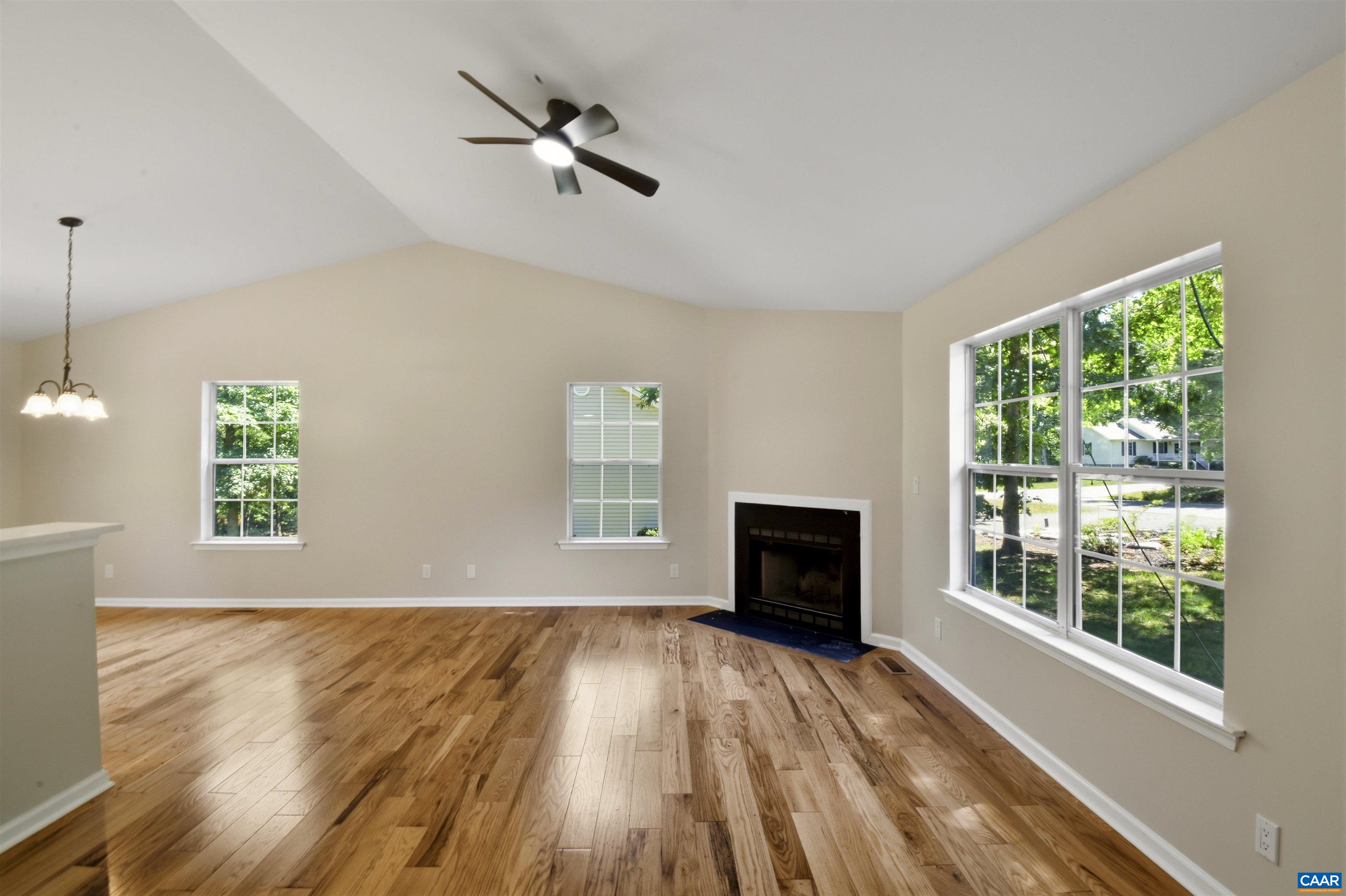 19 KIOWA LN, PALMYRA, Virginia 22963, 3 Bedrooms Bedrooms, ,2 BathroomsBathrooms,Residential,19 KIOWA LN,677973 MLS # 677973 19 KIOWA LN, PALMYRA, Virginia 22963, 3 Bedrooms Bedrooms, ,2 BathroomsBathrooms,Residential,19 KIOWA LN,677973 MLS # 677973