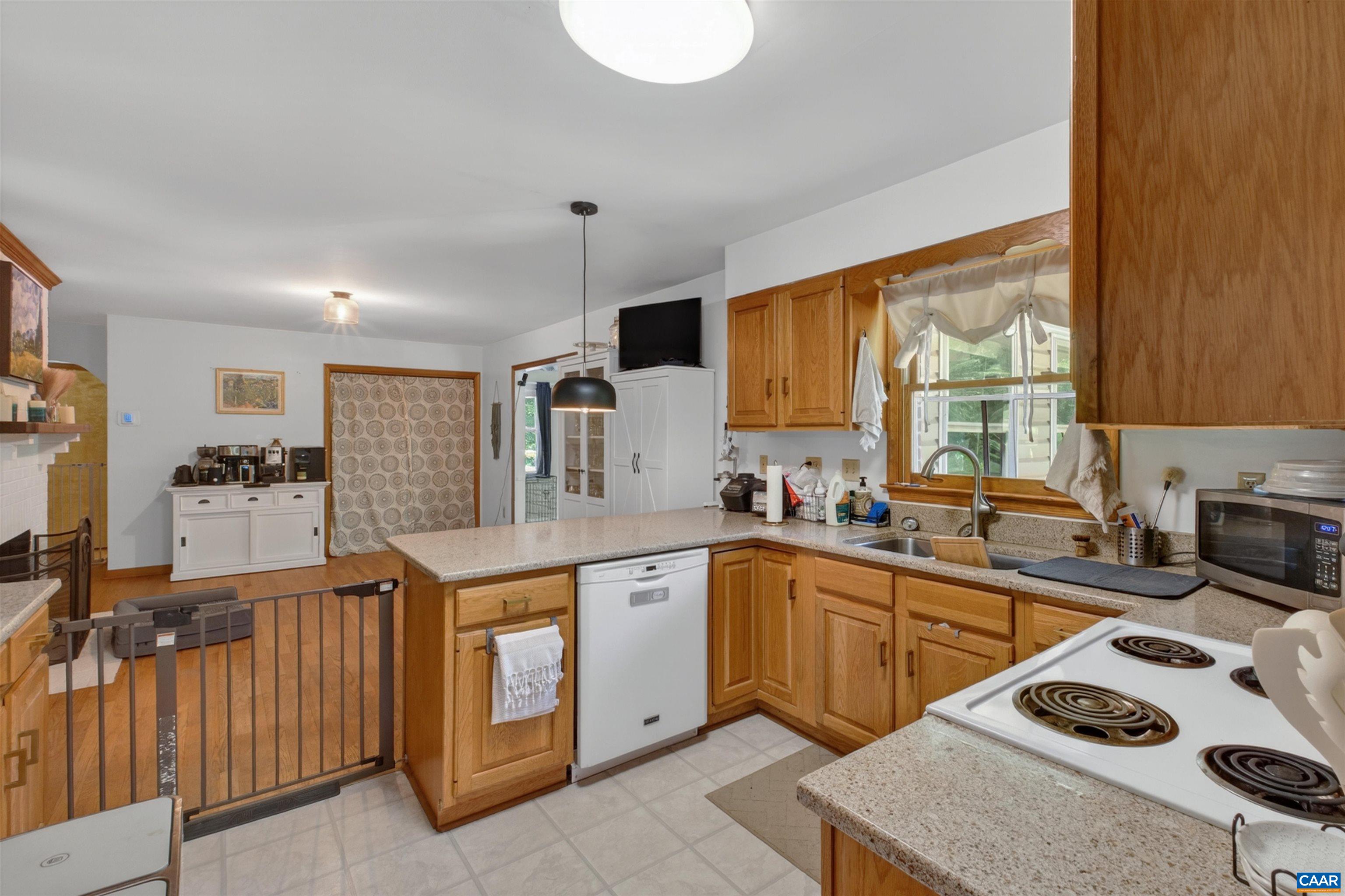 1619 PAYNES MILL RD, TROY, Virginia 22974, 3 Bedrooms Bedrooms, ,2 BathroomsBathrooms,Residential,1619 PAYNES MILL RD,678525 MLS # 678525 1619 PAYNES MILL RD, TROY, Virginia 22974, 3 Bedrooms Bedrooms, ,2 BathroomsBathrooms,Residential,1619 PAYNES MILL RD,678525 MLS # 678525