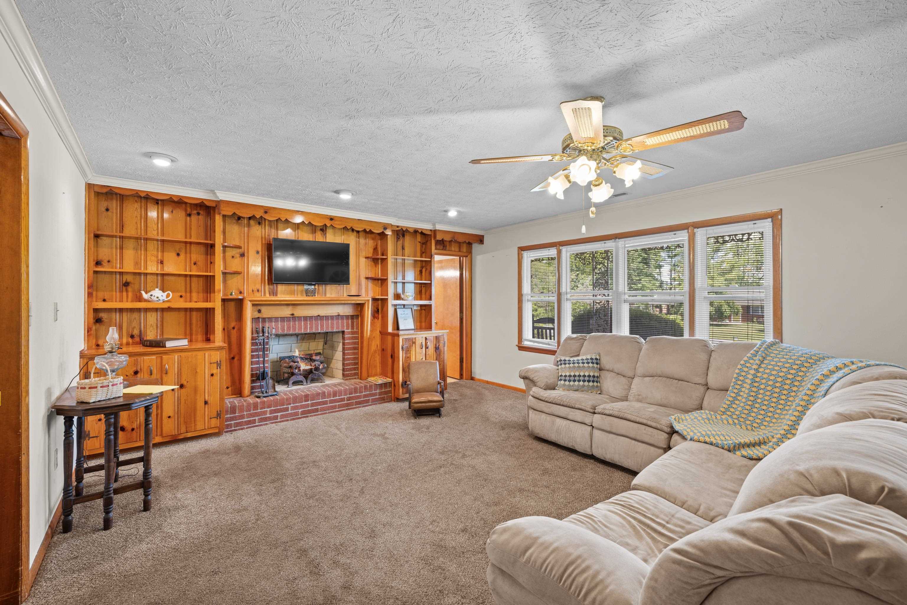 15 YORK AVE, STUARTS DRAFT, Virginia 24477, 3 Bedrooms Bedrooms, ,3 BathroomsBathrooms,Residential,15 YORK AVE,678557 MLS # 678557 15 YORK AVE, STUARTS DRAFT, Virginia 24477, 3 Bedrooms Bedrooms, ,3 BathroomsBathrooms,Residential,15 YORK AVE,678557 MLS # 678557