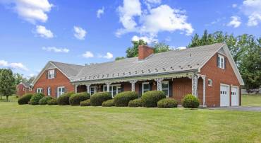 15 YORK AVE, STUARTS DRAFT, Virginia 24477, 3 Bedrooms Bedrooms, ,3 BathroomsBathrooms,Residential,15 YORK AVE,678557 MLS # 678557