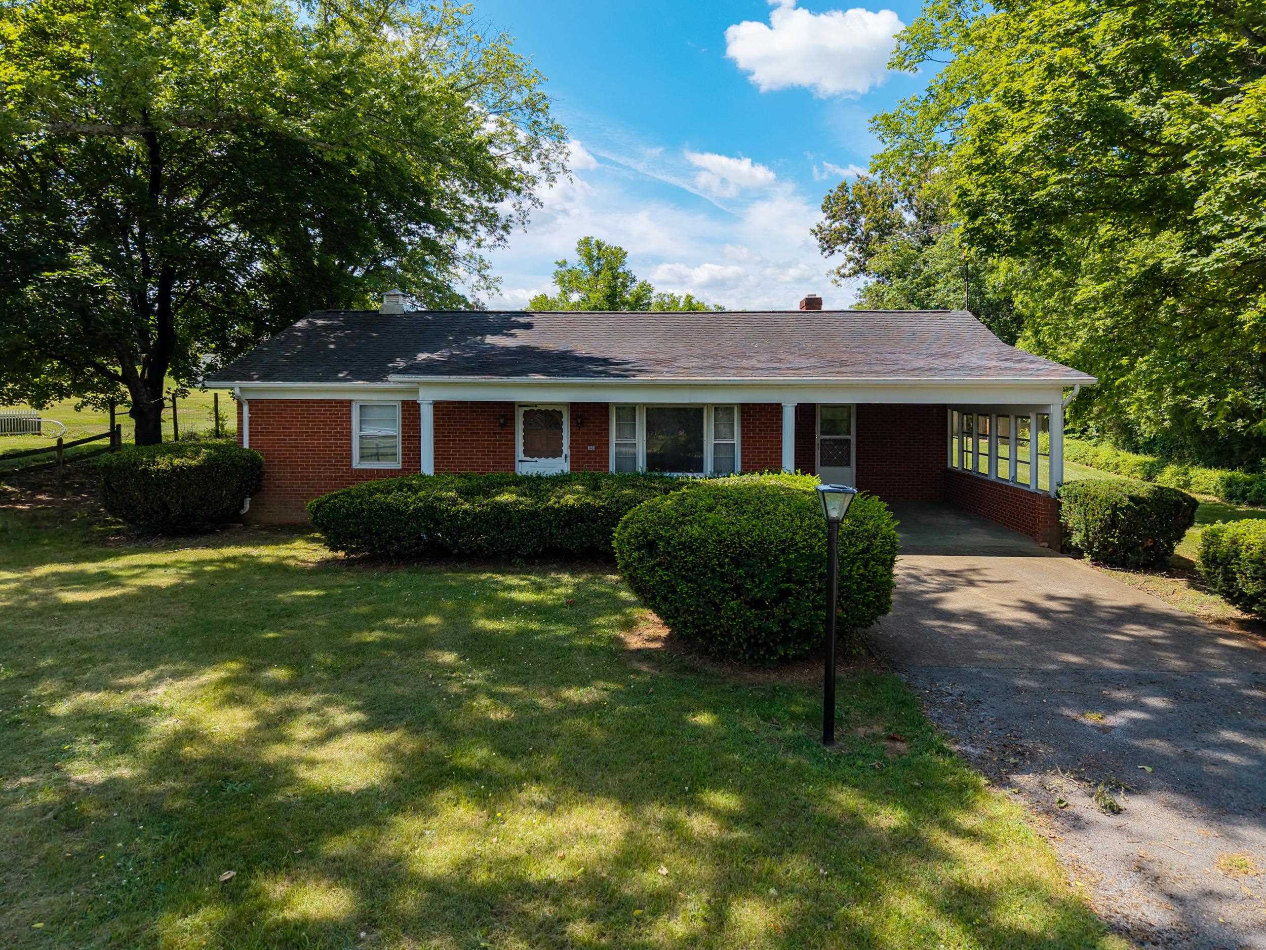 2275 US HWY 211 W, LURAY, Virginia 22835, 2 Bedrooms Bedrooms, ,1 BathroomBathrooms,Residential,2275 US HWY 211 W,678558 MLS # 678558 2275 US HWY 211 W, LURAY, Virginia 22835, 2 Bedrooms Bedrooms, ,1 BathroomBathrooms,Residential,2275 US HWY 211 W,678558 MLS # 678558