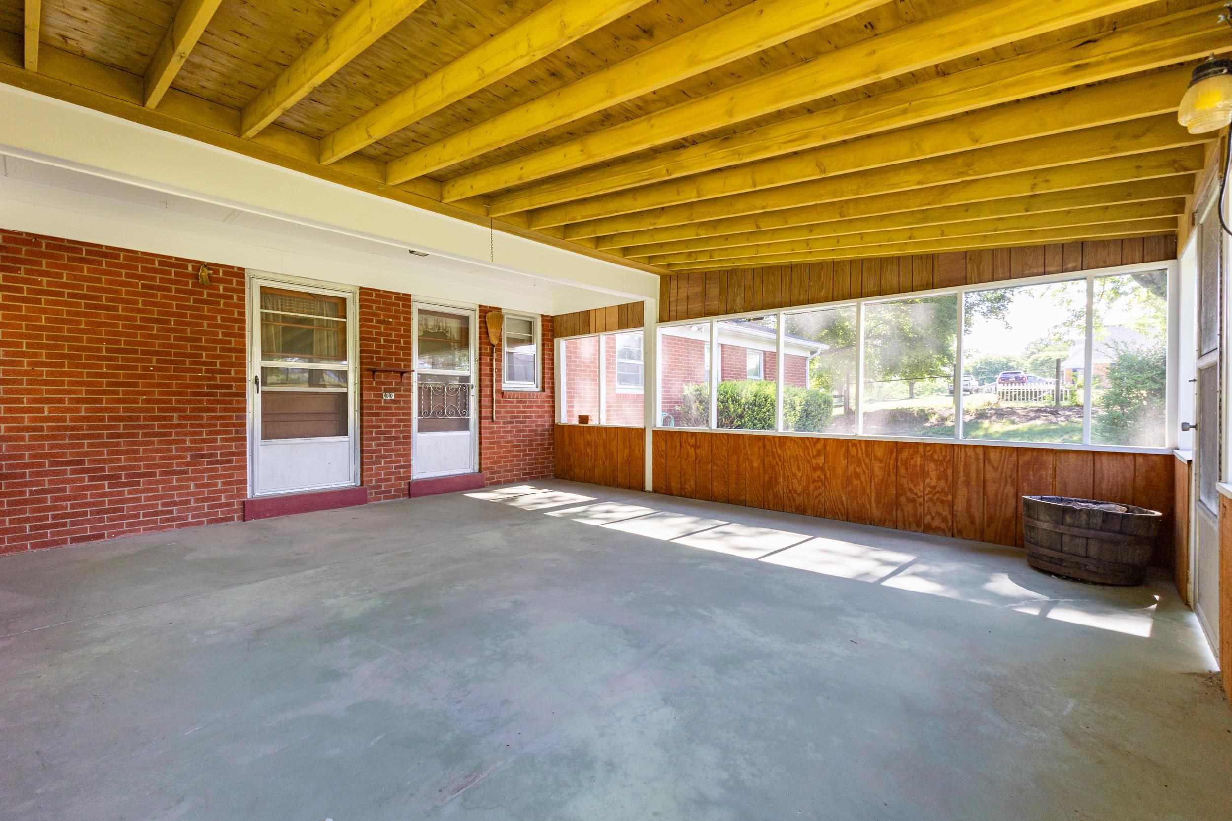 2275 US HWY 211 W, LURAY, Virginia 22835, 2 Bedrooms Bedrooms, ,1 BathroomBathrooms,Residential,2275 US HWY 211 W,678558 MLS # 678558 2275 US HWY 211 W, LURAY, Virginia 22835, 2 Bedrooms Bedrooms, ,1 BathroomBathrooms,Residential,2275 US HWY 211 W,678558 MLS # 678558