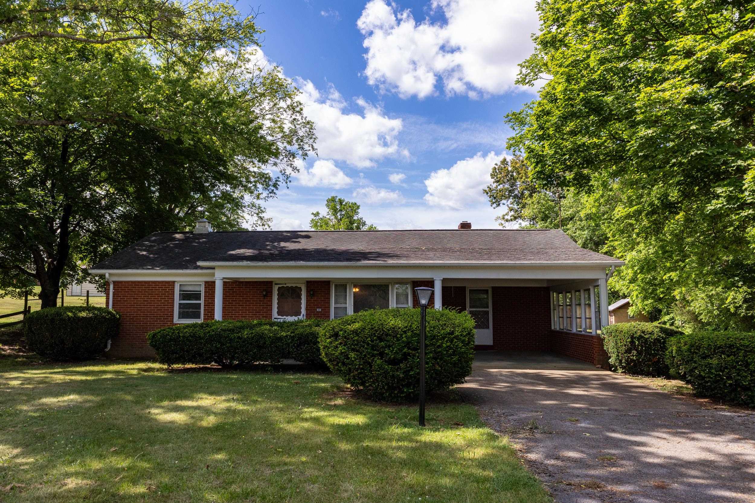 2275 US HWY 211 W, LURAY, Virginia 22835, 2 Bedrooms Bedrooms, ,1 BathroomBathrooms,Residential,2275 US HWY 211 W,678558 MLS # 678558 2275 US HWY 211 W, LURAY, Virginia 22835, 2 Bedrooms Bedrooms, ,1 BathroomBathrooms,Residential,2275 US HWY 211 W,678558 MLS # 678558