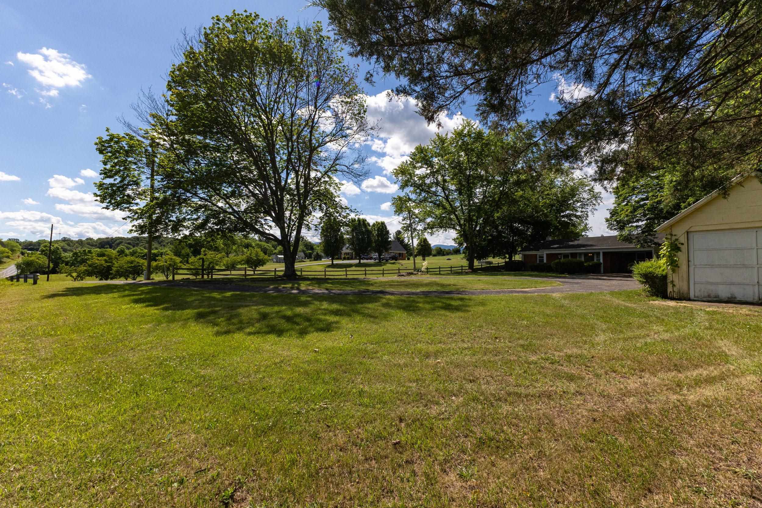 2275 US HWY 211 W, LURAY, Virginia 22835, 2 Bedrooms Bedrooms, ,1 BathroomBathrooms,Residential,2275 US HWY 211 W,678558 MLS # 678558 2275 US HWY 211 W, LURAY, Virginia 22835, 2 Bedrooms Bedrooms, ,1 BathroomBathrooms,Residential,2275 US HWY 211 W,678558 MLS # 678558