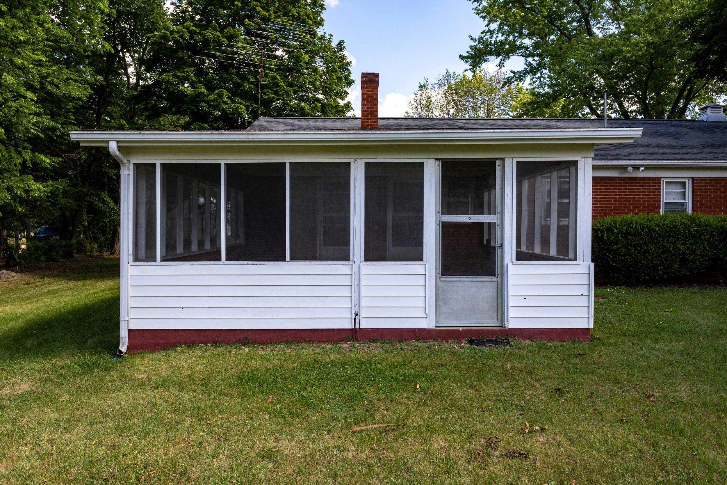 2275 US HWY 211 W, LURAY, Virginia 22835, 2 Bedrooms Bedrooms, ,1 BathroomBathrooms,Residential,2275 US HWY 211 W,678558 MLS # 678558 2275 US HWY 211 W, LURAY, Virginia 22835, 2 Bedrooms Bedrooms, ,1 BathroomBathrooms,Residential,2275 US HWY 211 W,678558 MLS # 678558