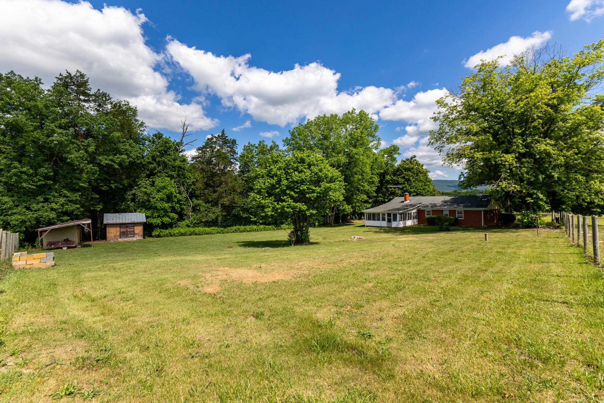 2275 US HWY 211 W, LURAY, Virginia 22835, 2 Bedrooms Bedrooms, ,1 BathroomBathrooms,Residential,2275 US HWY 211 W,678558 MLS # 678558 2275 US HWY 211 W, LURAY, Virginia 22835, 2 Bedrooms Bedrooms, ,1 BathroomBathrooms,Residential,2275 US HWY 211 W,678558 MLS # 678558