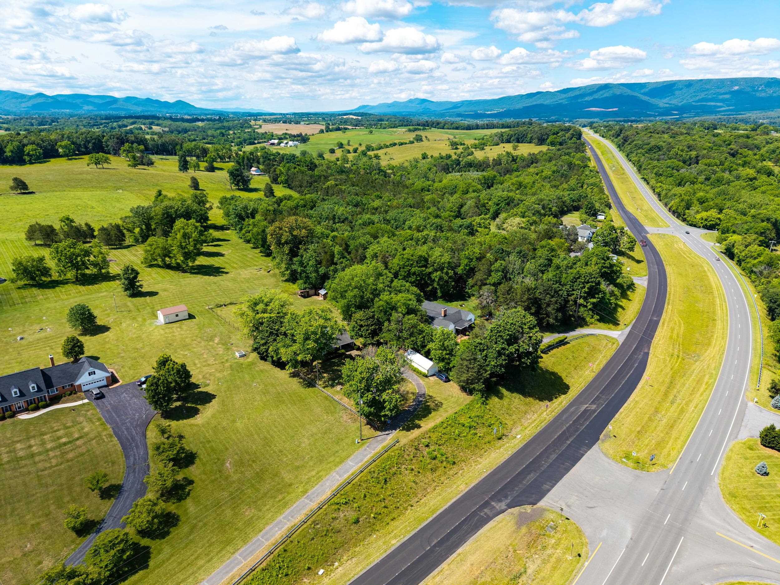 2275 US HWY 211 W, LURAY, Virginia 22835, 2 Bedrooms Bedrooms, ,1 BathroomBathrooms,Residential,2275 US HWY 211 W,678558 MLS # 678558 2275 US HWY 211 W, LURAY, Virginia 22835, 2 Bedrooms Bedrooms, ,1 BathroomBathrooms,Residential,2275 US HWY 211 W,678558 MLS # 678558