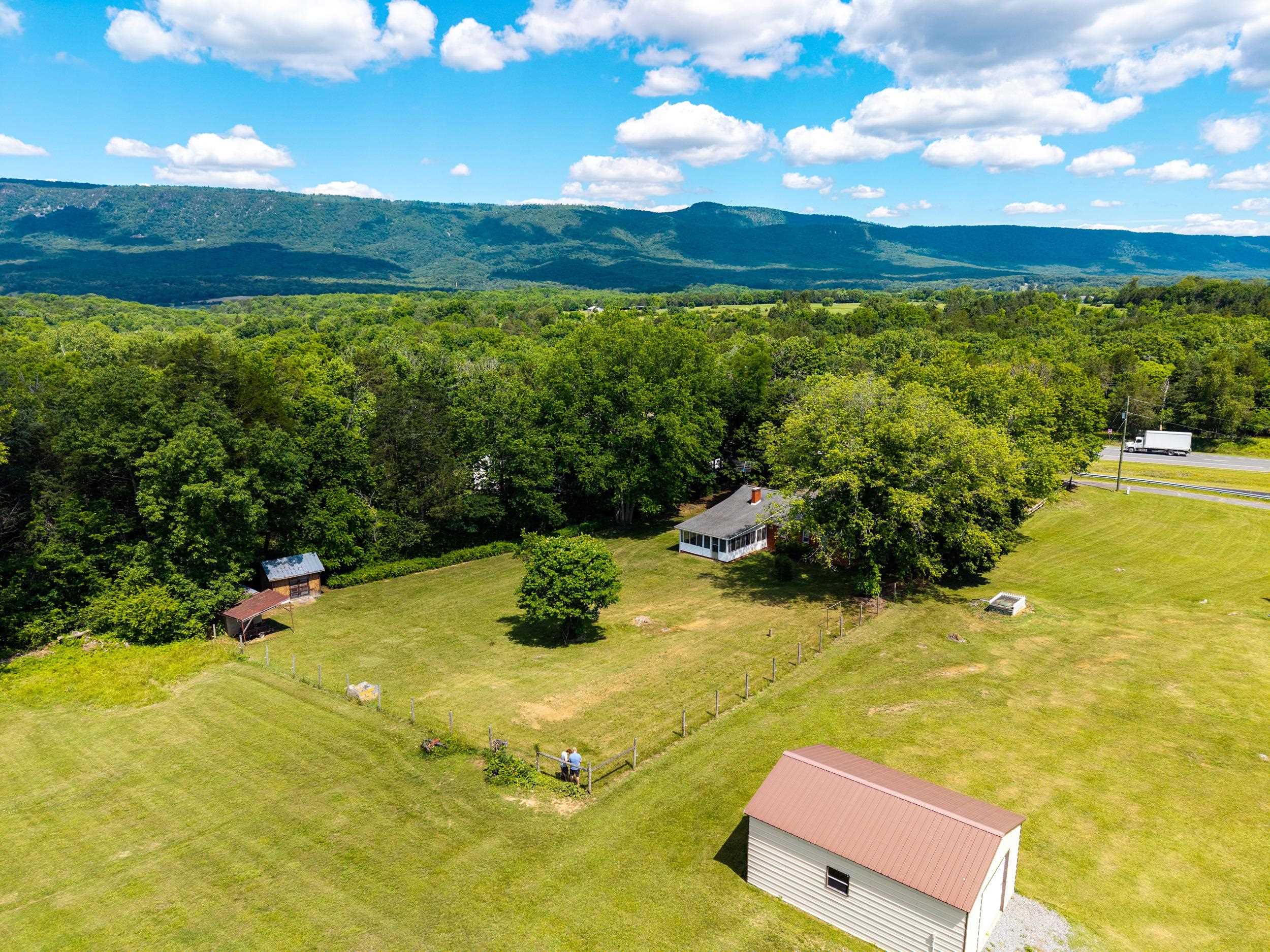 2275 US HWY 211 W, LURAY, Virginia 22835, 2 Bedrooms Bedrooms, ,1 BathroomBathrooms,Residential,2275 US HWY 211 W,678558 MLS # 678558 2275 US HWY 211 W, LURAY, Virginia 22835, 2 Bedrooms Bedrooms, ,1 BathroomBathrooms,Residential,2275 US HWY 211 W,678558 MLS # 678558