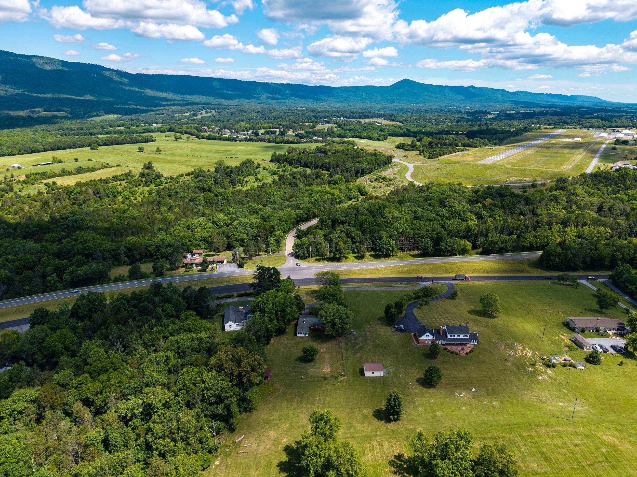 2275 US HWY 211 W, LURAY, Virginia 22835, 2 Bedrooms Bedrooms, ,1 BathroomBathrooms,Residential,2275 US HWY 211 W,678558 MLS # 678558 2275 US HWY 211 W, LURAY, Virginia 22835, 2 Bedrooms Bedrooms, ,1 BathroomBathrooms,Residential,2275 US HWY 211 W,678558 MLS # 678558