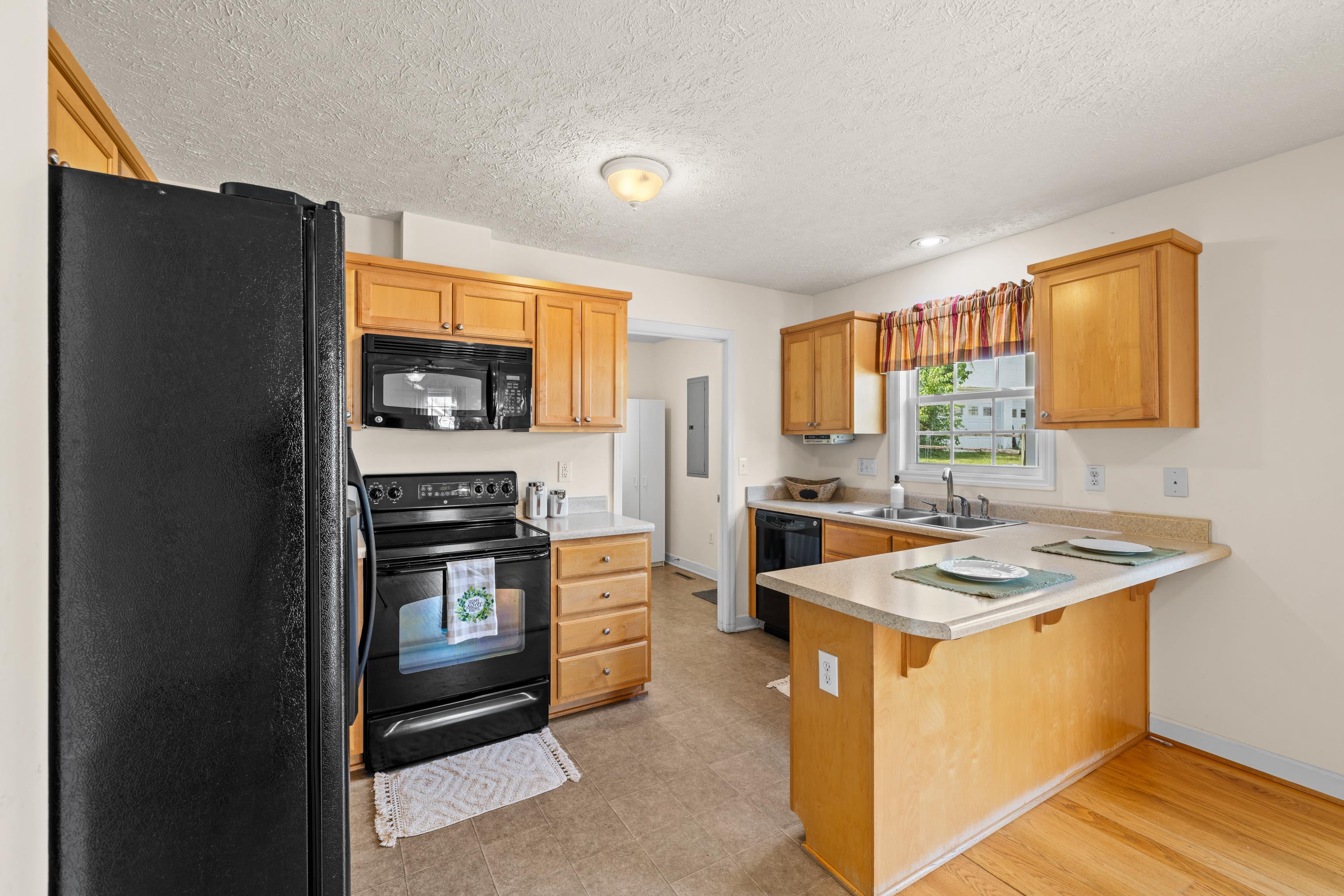 210 WALKER ST, LEXINGTON, Virginia 24450, 3 Bedrooms Bedrooms, ,2 BathroomsBathrooms,Residential,210 WALKER ST,678568 MLS # 678568 210 WALKER ST, LEXINGTON, Virginia 24450, 3 Bedrooms Bedrooms, ,2 BathroomsBathrooms,Residential,210 WALKER ST,678568 MLS # 678568