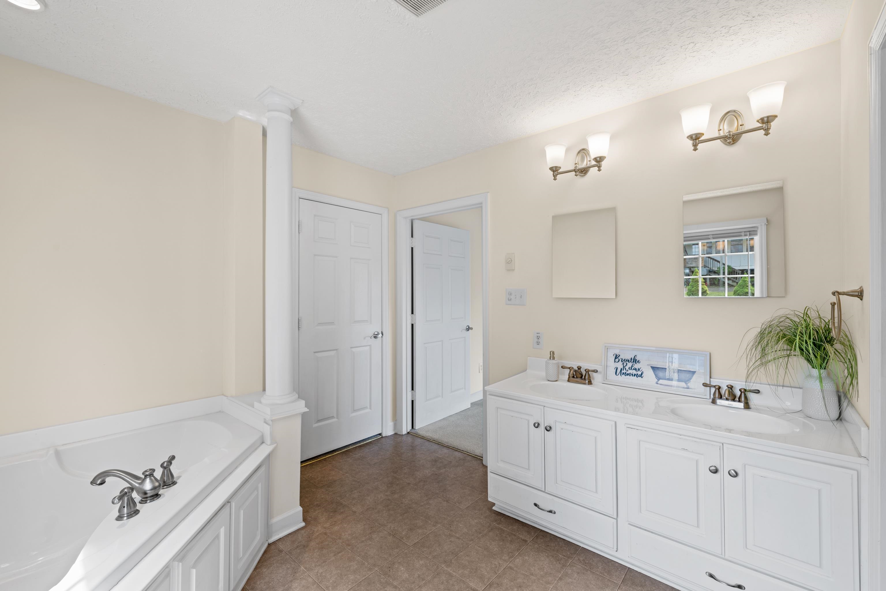 210 WALKER ST, LEXINGTON, Virginia 24450, 3 Bedrooms Bedrooms, ,2 BathroomsBathrooms,Residential,210 WALKER ST,678568 MLS # 678568 210 WALKER ST, LEXINGTON, Virginia 24450, 3 Bedrooms Bedrooms, ,2 BathroomsBathrooms,Residential,210 WALKER ST,678568 MLS # 678568