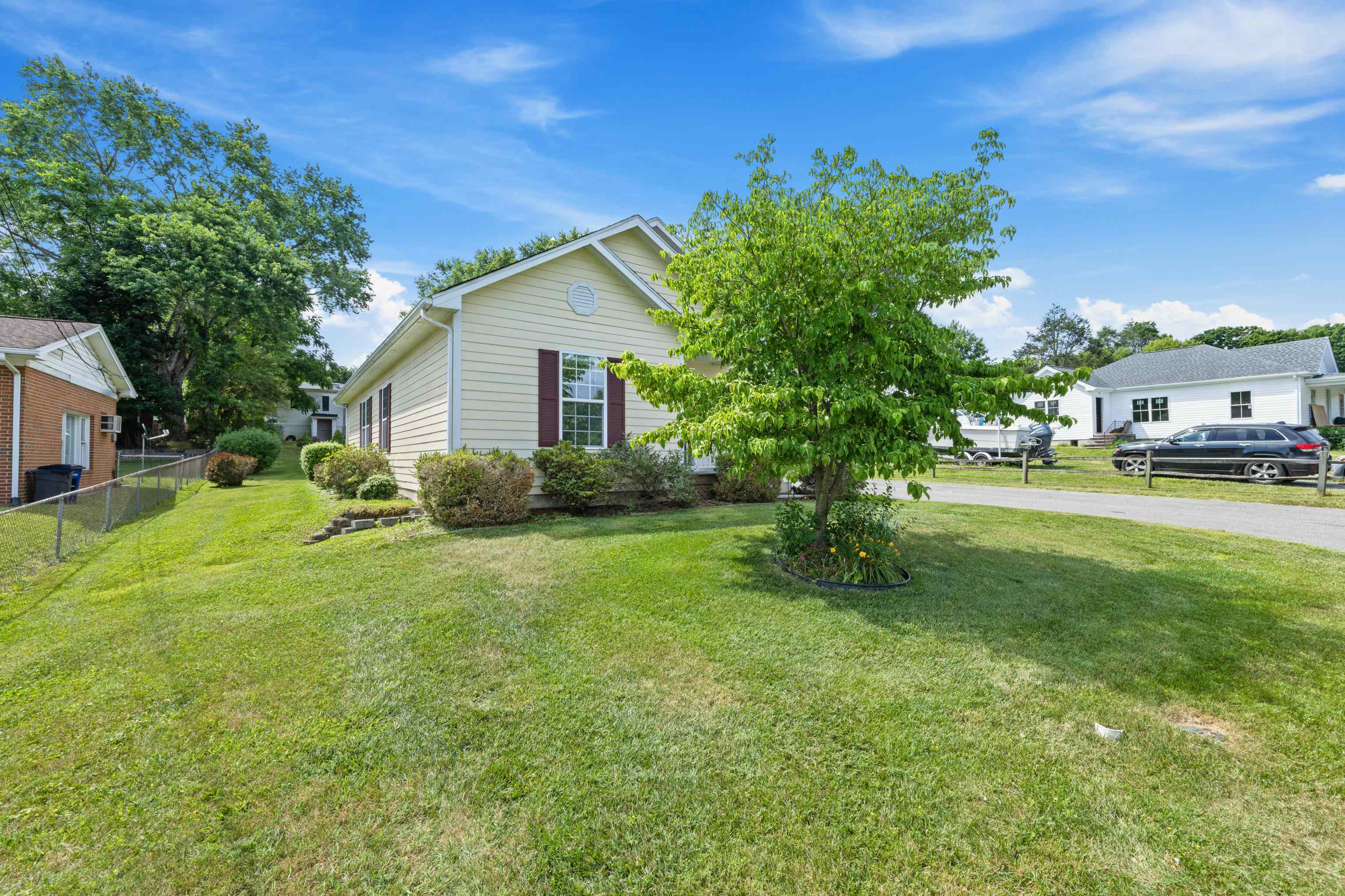 210 WALKER ST, LEXINGTON, Virginia 24450, 3 Bedrooms Bedrooms, ,2 BathroomsBathrooms,Residential,210 WALKER ST,678568 MLS # 678568 210 WALKER ST, LEXINGTON, Virginia 24450, 3 Bedrooms Bedrooms, ,2 BathroomsBathrooms,Residential,210 WALKER ST,678568 MLS # 678568