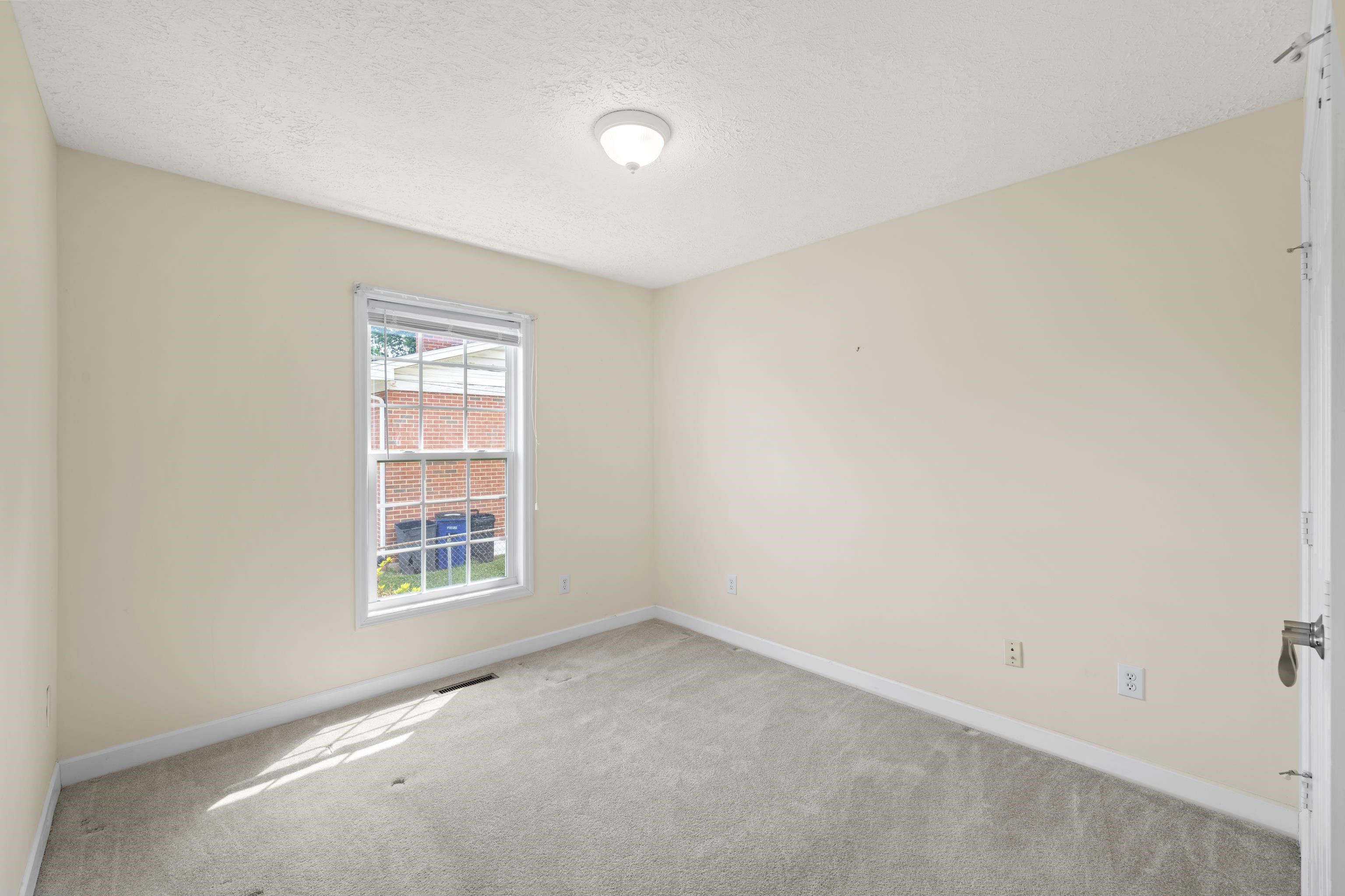 210 WALKER ST, LEXINGTON, Virginia 24450, 3 Bedrooms Bedrooms, ,2 BathroomsBathrooms,Residential,210 WALKER ST,678568 MLS # 678568 210 WALKER ST, LEXINGTON, Virginia 24450, 3 Bedrooms Bedrooms, ,2 BathroomsBathrooms,Residential,210 WALKER ST,678568 MLS # 678568
