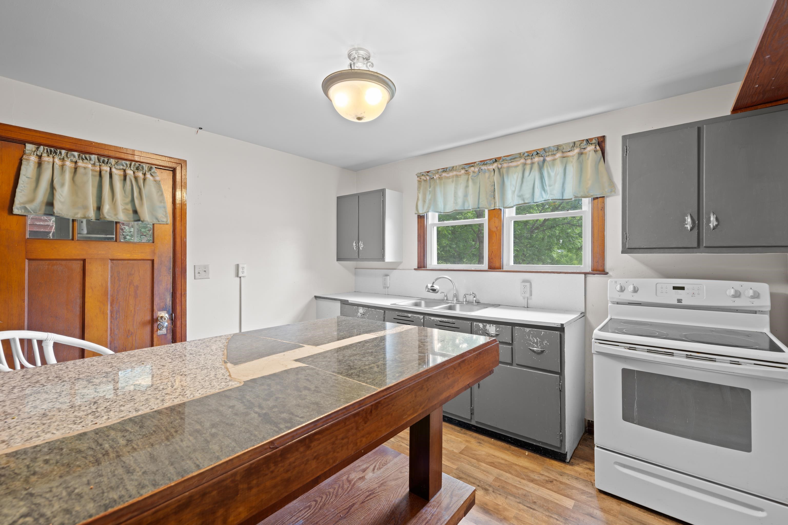 221 CHAPEL RD, CHURCHVILLE, Virginia 24421, 3 Bedrooms Bedrooms, ,2 BathroomsBathrooms,Residential,221 CHAPEL RD,678576 MLS # 678576