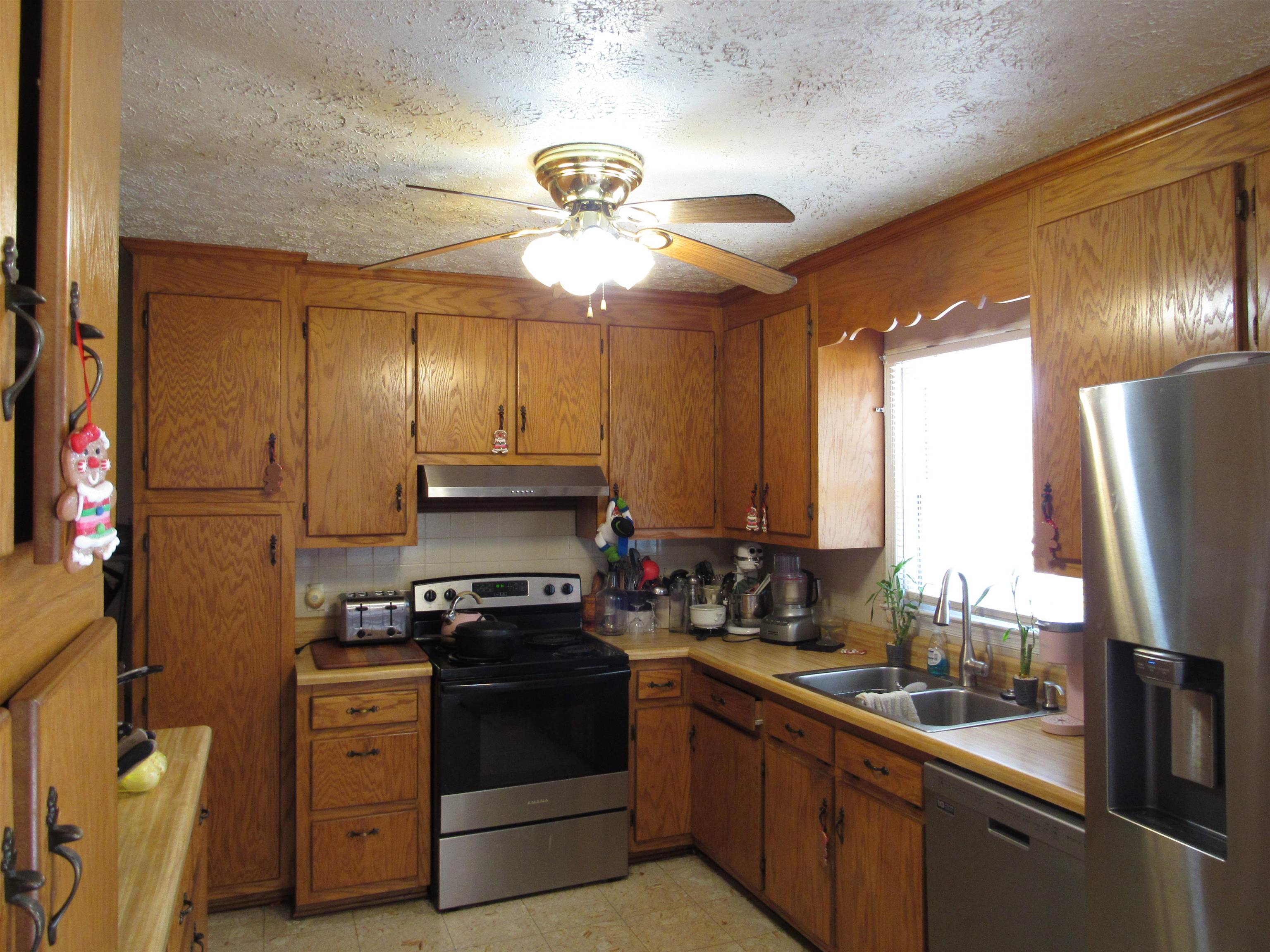 316 SPRUCE ST, WAYNESBORO, Virginia 22980, 4 Bedrooms Bedrooms, ,3 BathroomsBathrooms,Residential,316 SPRUCE ST,678577 MLS # 678577 316 SPRUCE ST, WAYNESBORO, Virginia 22980, 4 Bedrooms Bedrooms, ,3 BathroomsBathrooms,Residential,316 SPRUCE ST,678577 MLS # 678577