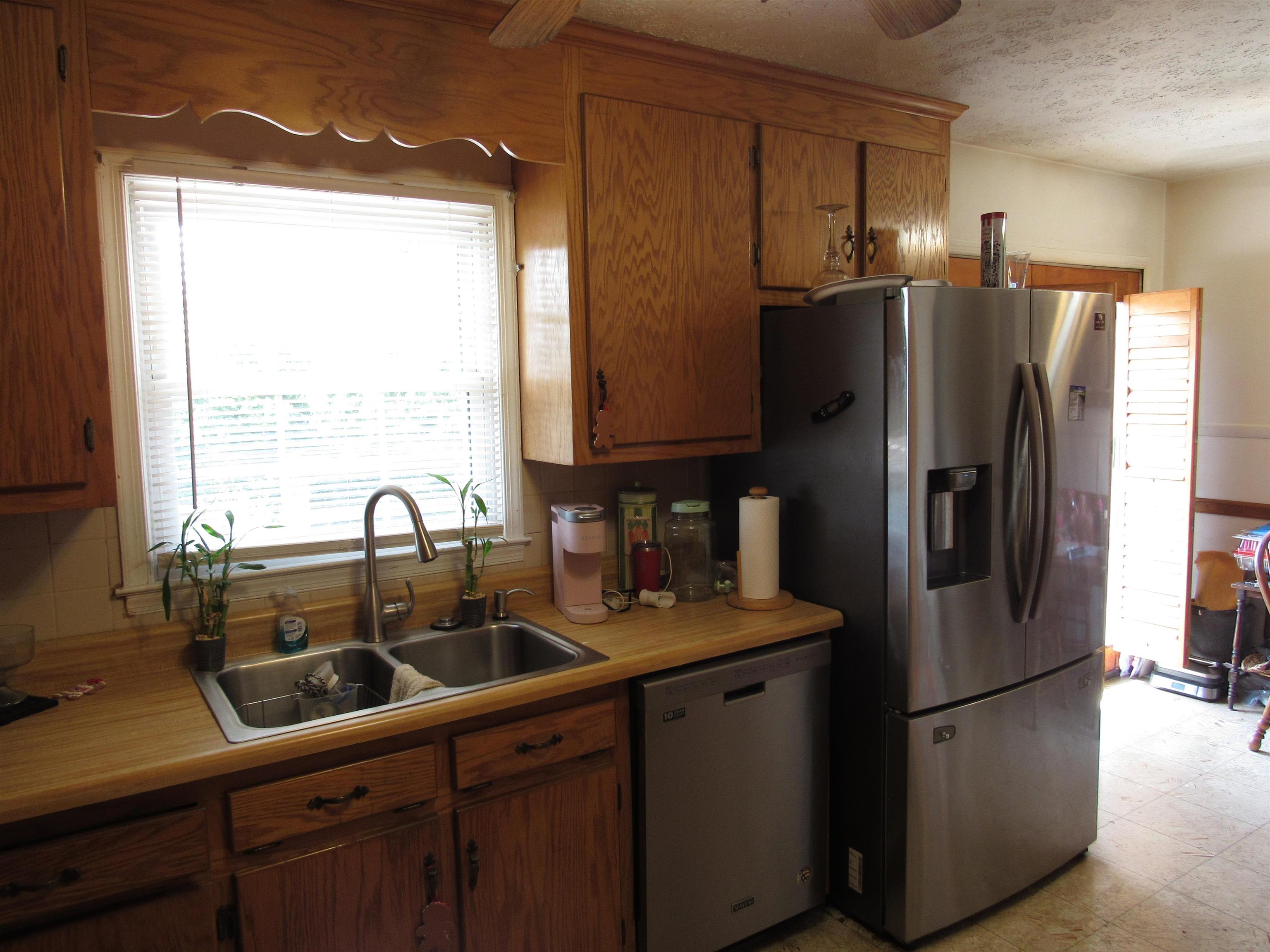 316 SPRUCE ST, WAYNESBORO, Virginia 22980, 4 Bedrooms Bedrooms, ,3 BathroomsBathrooms,Residential,316 SPRUCE ST,678577 MLS # 678577 316 SPRUCE ST, WAYNESBORO, Virginia 22980, 4 Bedrooms Bedrooms, ,3 BathroomsBathrooms,Residential,316 SPRUCE ST,678577 MLS # 678577