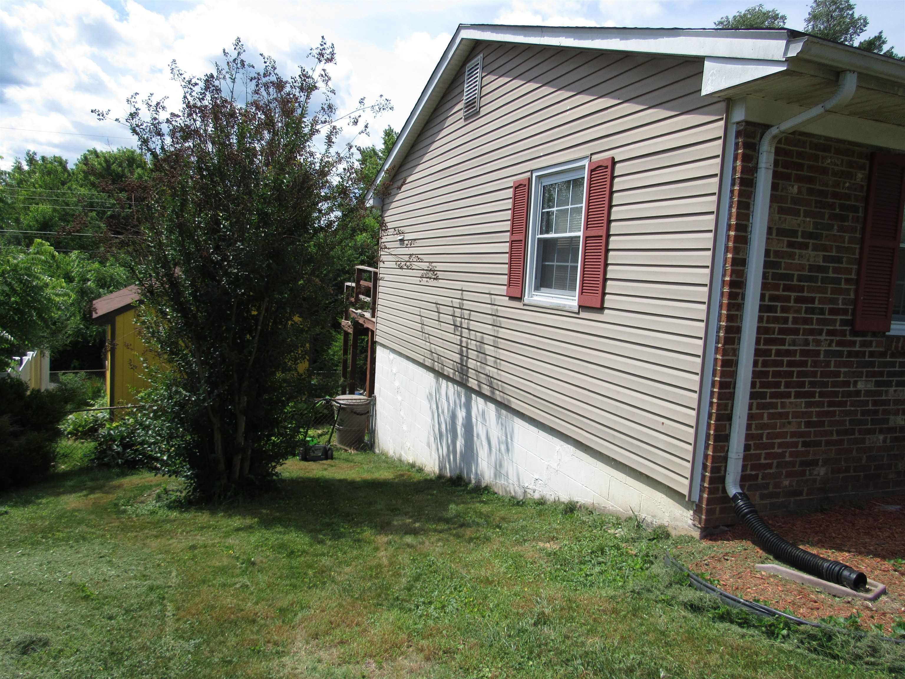 316 SPRUCE ST, WAYNESBORO, Virginia 22980, 4 Bedrooms Bedrooms, ,3 BathroomsBathrooms,Residential,316 SPRUCE ST,678577 MLS # 678577 316 SPRUCE ST, WAYNESBORO, Virginia 22980, 4 Bedrooms Bedrooms, ,3 BathroomsBathrooms,Residential,316 SPRUCE ST,678577 MLS # 678577