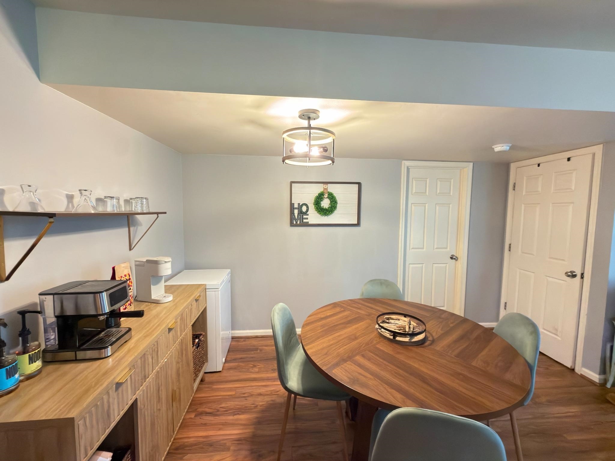 1102 AMBER RIDGE RD, CHARLOTTESVILLE, Virginia 22901, 2 Bedrooms Bedrooms, ,2 BathroomsBathrooms,Residential,1102 AMBER RIDGE RD,678578 MLS # 678578 1102 AMBER RIDGE RD, CHARLOTTESVILLE, Virginia 22901, 2 Bedrooms Bedrooms, ,2 BathroomsBathrooms,Residential,1102 AMBER RIDGE RD,678578 MLS # 678578