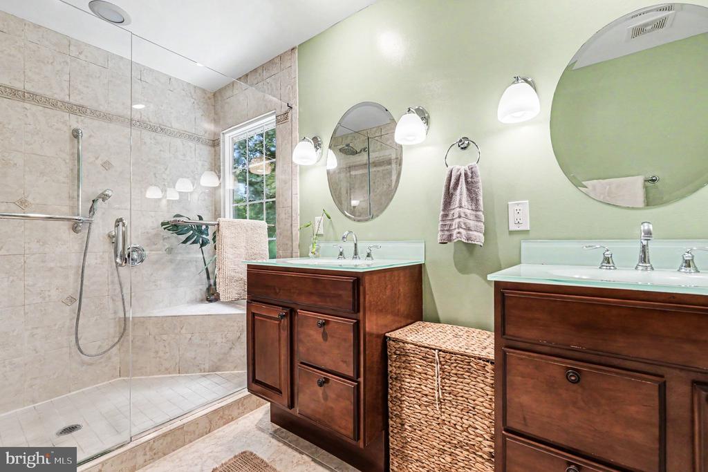 13600 S GENERAL SLOCUM CT, FREDERICKSBURG, Virginia 22407, 4 Bedrooms Bedrooms, ,4 BathroomsBathrooms,Residential,13600 S GENERAL SLOCUM CT,VASP2042402 MLS # VASP2042402