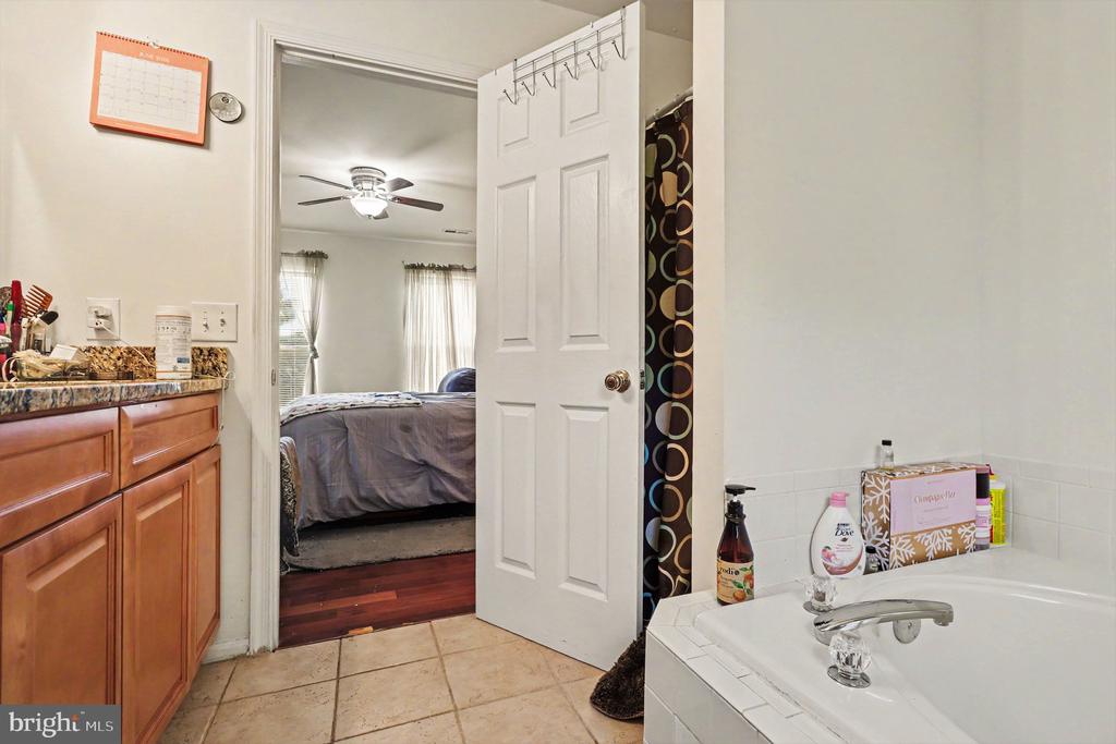 2402 RUFFIN DR, FREDERICKSBURG, Virginia 22408, 4 Bedrooms Bedrooms, ,2 BathroomsBathrooms,Residential,2402 RUFFIN DR,VASP2042358 MLS # VASP2042358 2402 RUFFIN DR, FREDERICKSBURG, Virginia 22408, 4 Bedrooms Bedrooms, ,2 BathroomsBathrooms,Residential,2402 RUFFIN DR,VASP2042358 MLS # VASP2042358