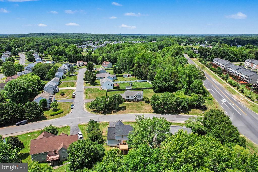 2402 RUFFIN DR, FREDERICKSBURG, Virginia 22408, 4 Bedrooms Bedrooms, ,2 BathroomsBathrooms,Residential,2402 RUFFIN DR,VASP2042358 MLS # VASP2042358 2402 RUFFIN DR, FREDERICKSBURG, Virginia 22408, 4 Bedrooms Bedrooms, ,2 BathroomsBathrooms,Residential,2402 RUFFIN DR,VASP2042358 MLS # VASP2042358