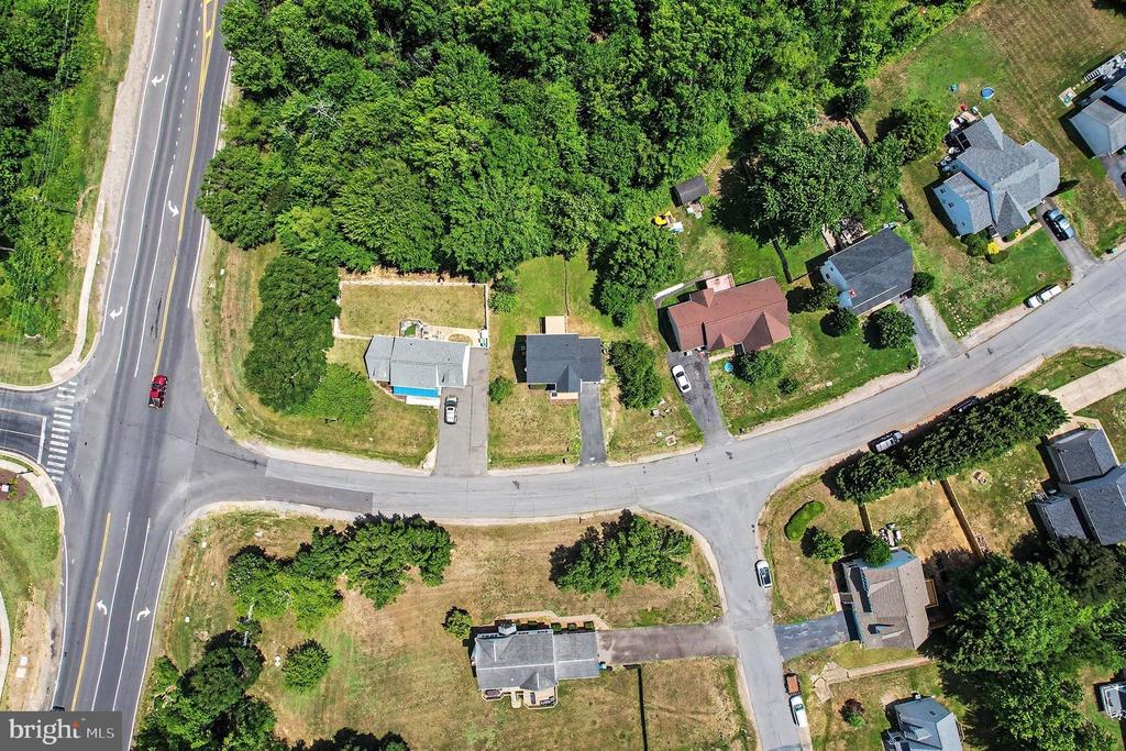2402 RUFFIN DR, FREDERICKSBURG, Virginia 22408, 4 Bedrooms Bedrooms, ,2 BathroomsBathrooms,Residential,2402 RUFFIN DR,VASP2042358 MLS # VASP2042358 2402 RUFFIN DR, FREDERICKSBURG, Virginia 22408, 4 Bedrooms Bedrooms, ,2 BathroomsBathrooms,Residential,2402 RUFFIN DR,VASP2042358 MLS # VASP2042358