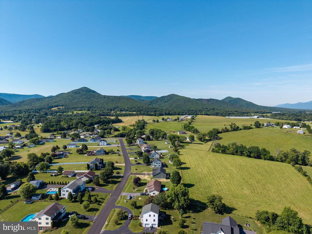 131 DEERFIELD ESTATES DR, STANLEY, Virginia 22851, 3 Bedrooms Bedrooms, ,2 BathroomsBathrooms,Residential,131 DEERFIELD ESTATES DR,VAPA2006502 MLS # VAPA2006502 131 DEERFIELD ESTATES DR, STANLEY, Virginia 22851, 3 Bedrooms Bedrooms, ,2 BathroomsBathrooms,Residential,131 DEERFIELD ESTATES DR,VAPA2006502 MLS # VAPA2006502