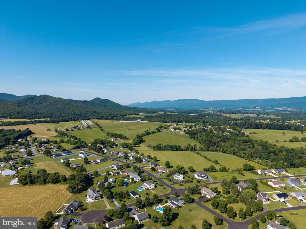 131 DEERFIELD ESTATES DR, STANLEY, Virginia 22851, 3 Bedrooms Bedrooms, ,2 BathroomsBathrooms,Residential,131 DEERFIELD ESTATES DR,VAPA2006502 MLS # VAPA2006502 131 DEERFIELD ESTATES DR, STANLEY, Virginia 22851, 3 Bedrooms Bedrooms, ,2 BathroomsBathrooms,Residential,131 DEERFIELD ESTATES DR,VAPA2006502 MLS # VAPA2006502