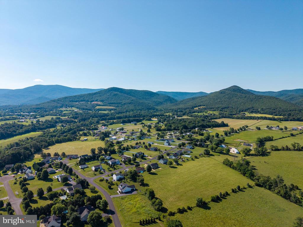 131 DEERFIELD ESTATES DR, STANLEY, Virginia 22851, 3 Bedrooms Bedrooms, ,2 BathroomsBathrooms,Residential,131 DEERFIELD ESTATES DR,VAPA2006502 MLS # VAPA2006502 131 DEERFIELD ESTATES DR, STANLEY, Virginia 22851, 3 Bedrooms Bedrooms, ,2 BathroomsBathrooms,Residential,131 DEERFIELD ESTATES DR,VAPA2006502 MLS # VAPA2006502