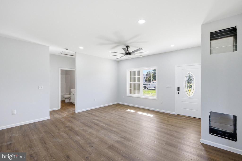 131 DEERFIELD ESTATES DR, STANLEY, Virginia 22851, 3 Bedrooms Bedrooms, ,2 BathroomsBathrooms,Residential,131 DEERFIELD ESTATES DR,VAPA2006502 MLS # VAPA2006502 131 DEERFIELD ESTATES DR, STANLEY, Virginia 22851, 3 Bedrooms Bedrooms, ,2 BathroomsBathrooms,Residential,131 DEERFIELD ESTATES DR,VAPA2006502 MLS # VAPA2006502
