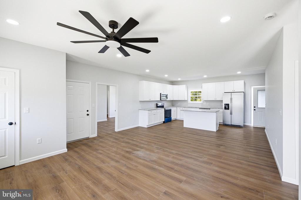 131 DEERFIELD ESTATES DR, STANLEY, Virginia 22851, 3 Bedrooms Bedrooms, ,2 BathroomsBathrooms,Residential,131 DEERFIELD ESTATES DR,VAPA2006502 MLS # VAPA2006502 131 DEERFIELD ESTATES DR, STANLEY, Virginia 22851, 3 Bedrooms Bedrooms, ,2 BathroomsBathrooms,Residential,131 DEERFIELD ESTATES DR,VAPA2006502 MLS # VAPA2006502