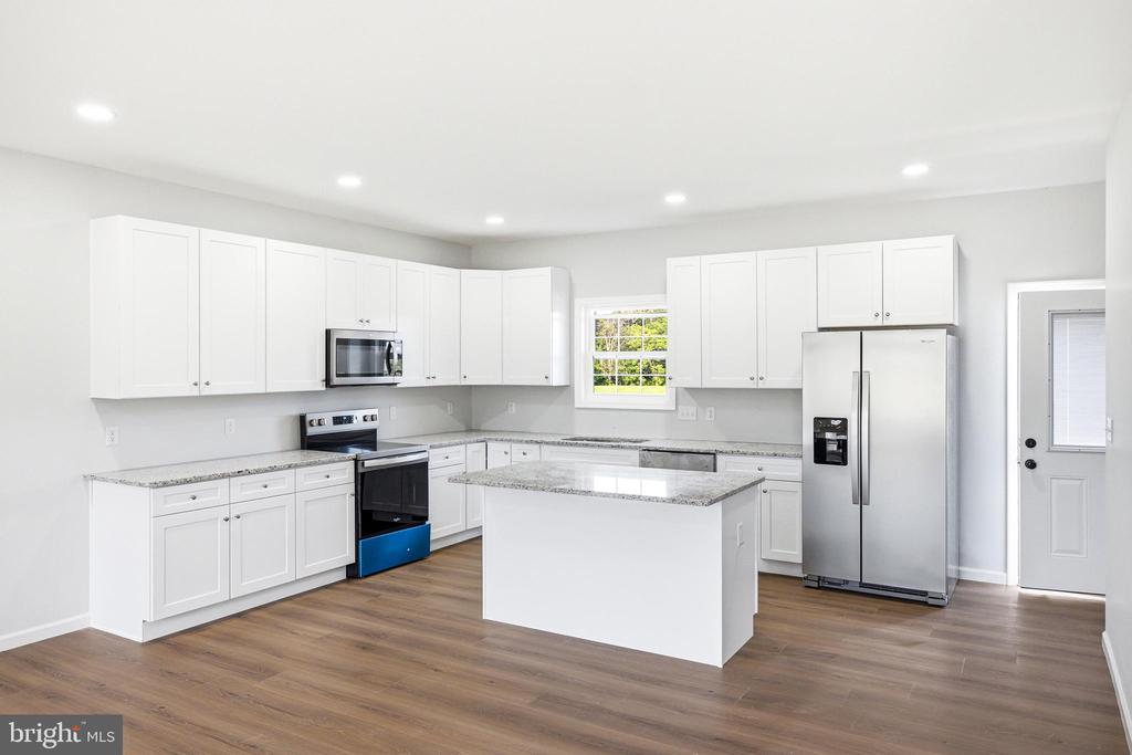131 DEERFIELD ESTATES DR, STANLEY, Virginia 22851, 3 Bedrooms Bedrooms, ,2 BathroomsBathrooms,Residential,131 DEERFIELD ESTATES DR,VAPA2006502 MLS # VAPA2006502 131 DEERFIELD ESTATES DR, STANLEY, Virginia 22851, 3 Bedrooms Bedrooms, ,2 BathroomsBathrooms,Residential,131 DEERFIELD ESTATES DR,VAPA2006502 MLS # VAPA2006502