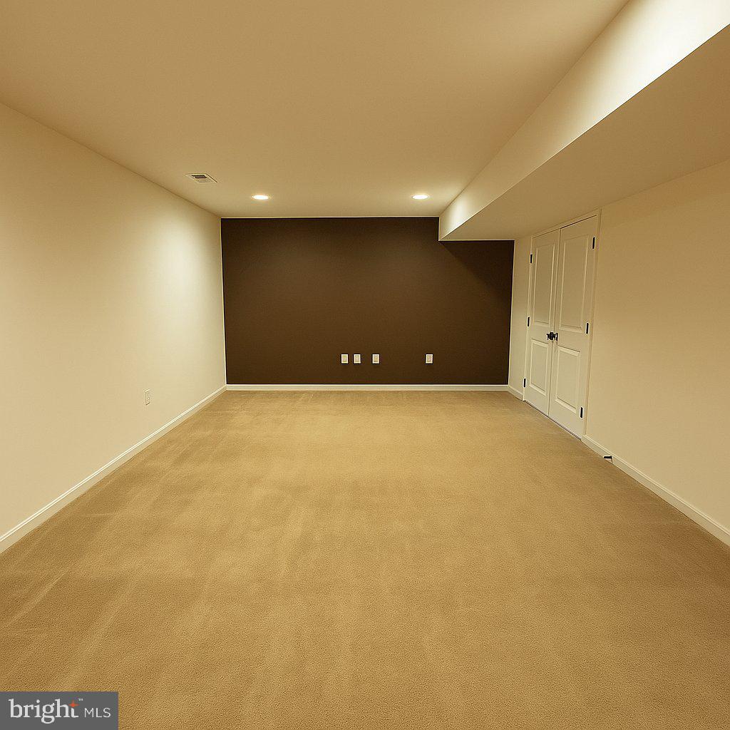 9933 BOX OAK CT, FREDERICKSBURG, Virginia 22407, 7 Bedrooms Bedrooms, ,5 BathroomsBathrooms,Residential,9933 BOX OAK CT,VASP2042694 MLS # VASP2042694