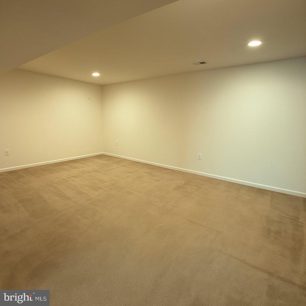 9933 BOX OAK CT, FREDERICKSBURG, Virginia 22407, 7 Bedrooms Bedrooms, ,5 BathroomsBathrooms,Residential,9933 BOX OAK CT,VASP2042694 MLS # VASP2042694